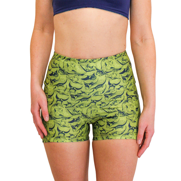 Manta Ray Sustainable Side Pocket Shorts | Sustainable Swimwear/Activewear â SeaMorgens